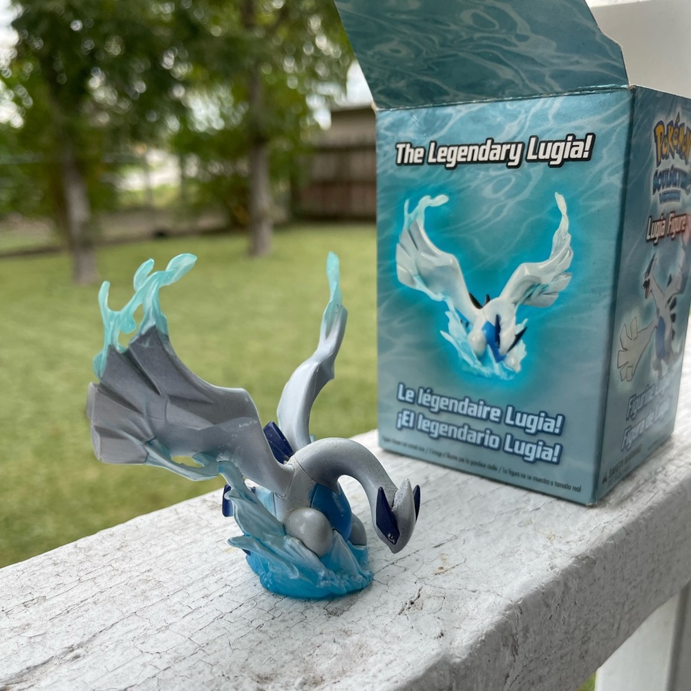 Pokémon Soulsilver Lugia Figure